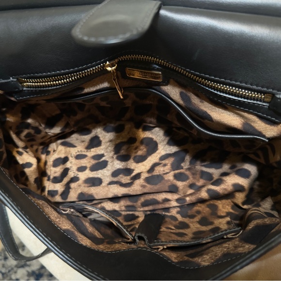 Dolce & Gabbana Black Leather Shoulder Bag - Picture 7 of 11